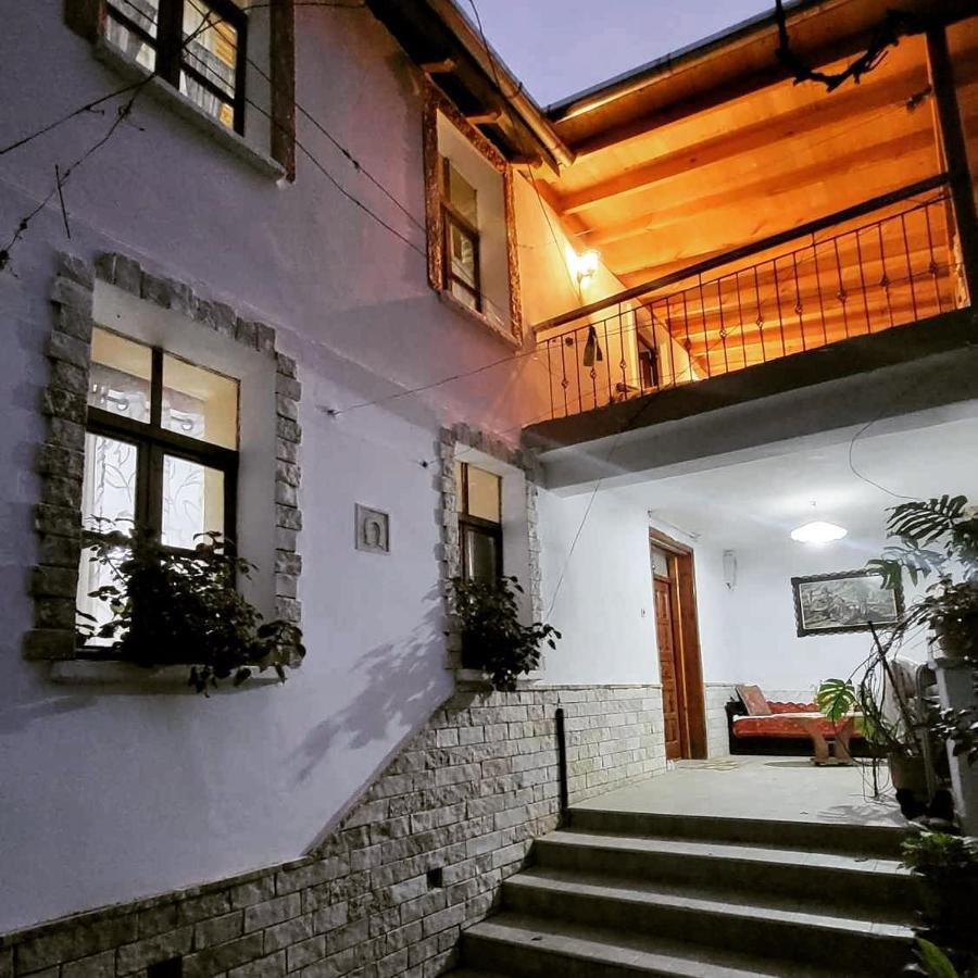 Guest House Hasko Gjirokastër 외부 사진