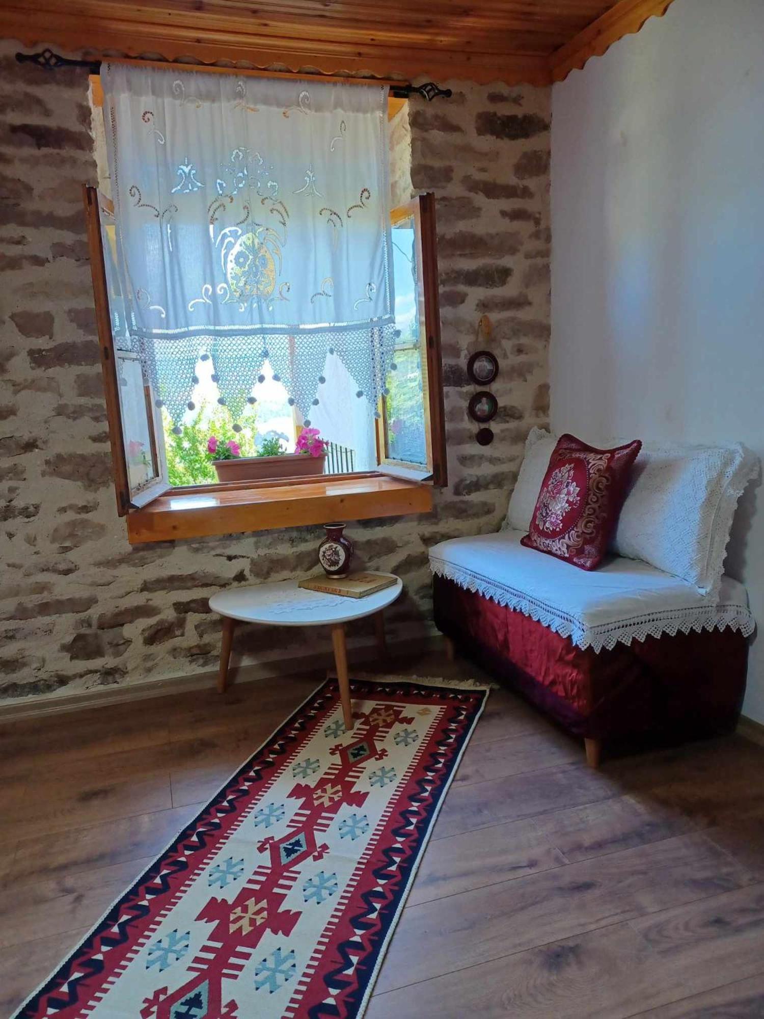 Guest House Hasko Gjirokastër 객실 사진